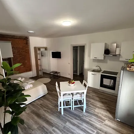 Caprotti 6 Apartman