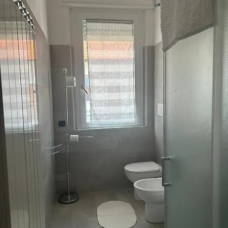 Apartment Caprotti 6 Magenta